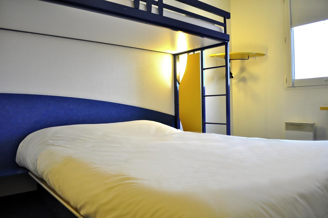 Ibis Budget Bezons Buitenkant foto